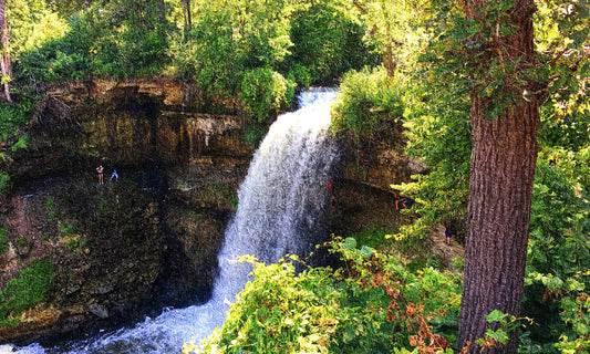 33 Flowing Waterfall MG_9970